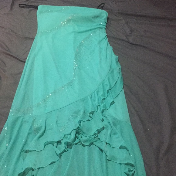 A light blue strapless dress - Picture 1 of 2